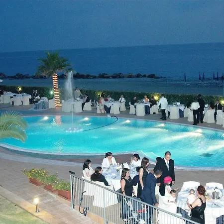 Hotel Meridian
