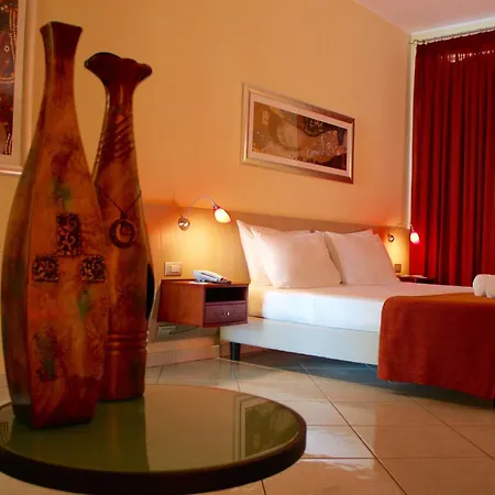 Hotel Meridian