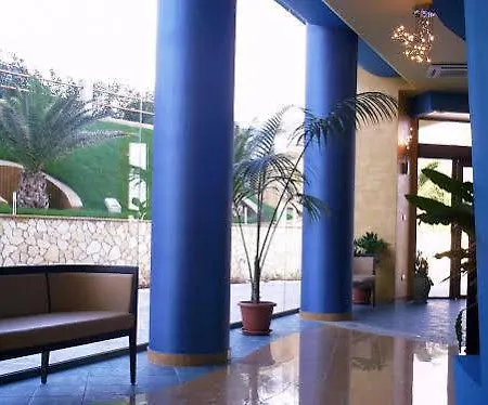 Meridian Hotel 4*